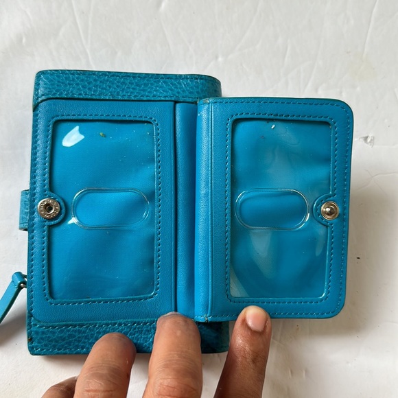 Lodi’s wallet - Picture 4 of 12